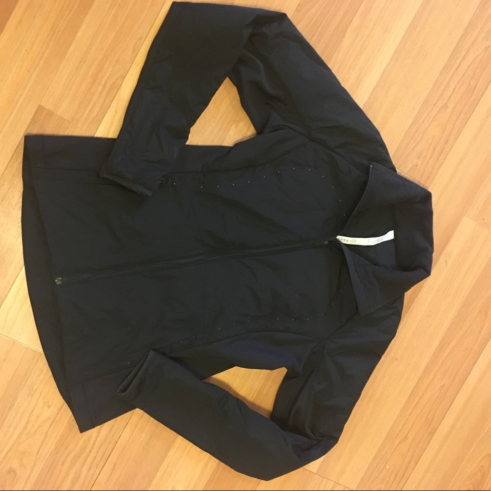 Lululemon down jacket-made for running